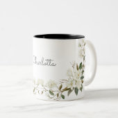 Personalized White Floral Mug, Elegant Custom Name Zweifarbige Tasse (VorderseiteRechts)
