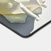 Personalized White Rose Floral Art Schreibtischunterlage (Ecke)