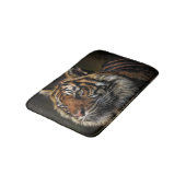 Personalized Wild Animal Tiger Badematte (Schrägansicht)