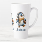 Personalized Winter Penguin Football Kid Milchtasse (Rechts)
