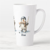 Personalized Winter Penguin Hockey Kid Milchtasse (Rechts)