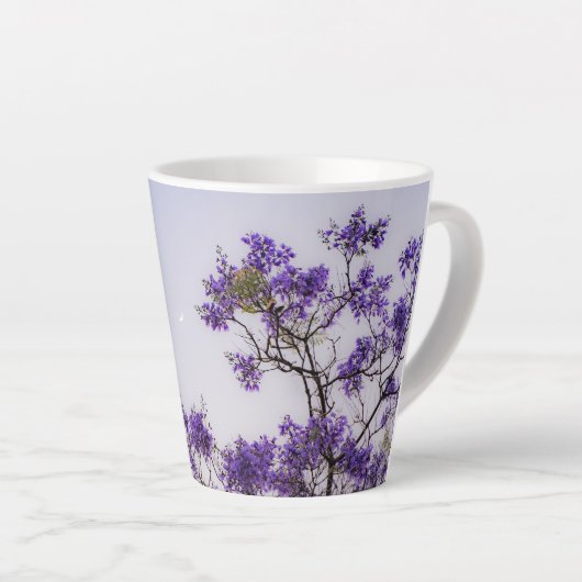 Personalized “You Are Awesome” Jacaranda Sky Milchtasse (Rechte Ecke)