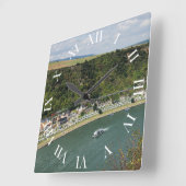 Personenzug an der Loreley Quadratische Wanduhr (Winkel)