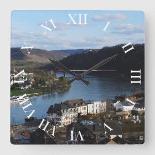 Personenzug in Bullay Quadratische Wanduhr