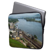 Personenzug in Rüdesheim am Rhein Laptopschutzhülle (Vorderseite Links)