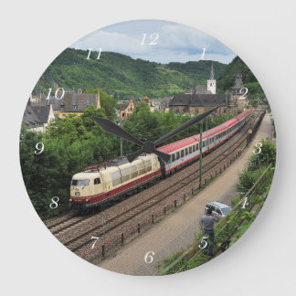 Personenzug in St. Goar Große Wanduhr