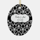 Personifizieren Sie Weiß auf schwarzer Keramik Ornament (Rechts)