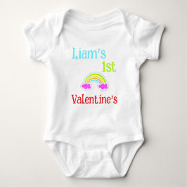 Persönlich MEINE ERSTEN VALENTINSSTUNDEN Regenboge Baby Strampler