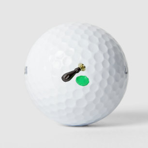 Persönliche Briefmarke und grünes Siegel Golfball