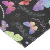 Persönlicher Name Elegant Lila Schmetterlinge Tischdecke (Schrägansicht)