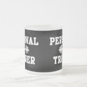 Persönlicher Trainer Schwarzweiss-Dumbell Training Mattglastasse (Mittel)