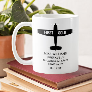 Persönliches Erstes Alleinflugzeug für Flugschüler Kaffeetasse