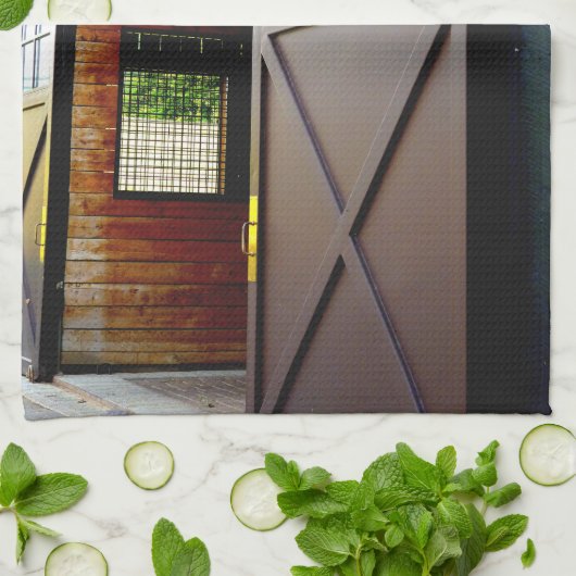 Perspektive der Barenttür Geschirrtuch (Gefaltet)