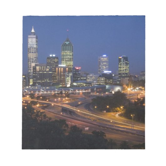 Perth, Australien. Aussicht auf das Stadtzentrum v Notizblock (Vorderseite)