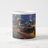 Perth, Australien. Aussicht auf die Innenstadt von Jumbo-Tasse (Vorderseite)