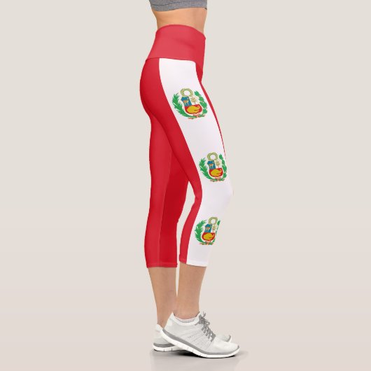 Peru-Flagge Capri Leggings (Rechts)