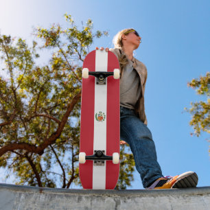 Peru-Flagge Skateboard