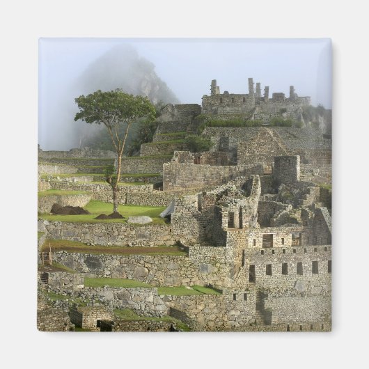 Peru, Machu Picchu. Die alte Zitadelle Magnet (Vorne)