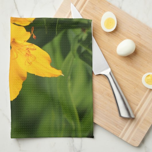 Peruvian Lilies Geschirrtuch (Viertel Falte)