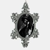 Pest-Doktor Schneeflocken Zinn-Ornament (Links)