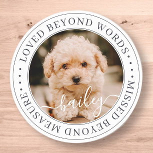 Pet Memorial Loved Beyond Words Elegant Chic Photo Runder Aufkleber
