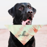 Pet Name Bandana | GEMUSTERT | Tye Dye | Warm Halstuch<br><div class="desc">Klein oder groß,  kann dieses Haustierbandana für Hunde oder Katzen verwendet werden. Minimal,  modern und anpassbar mit dem Namen OR monogramm Ihres Tieres. Alle Texte sind individuell anpassbar ↣ klicken Sie einfach auf die Schaltfläche "Personalisieren".</div>