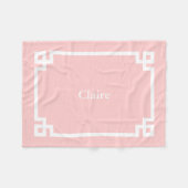 Petal Pink and White Greek Key Monogram Fleecedecke (Vorderseite (Horizontal))