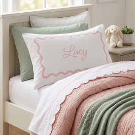 Petal Pink and White Wavy Scallop Frame Monogram Kissenbezug