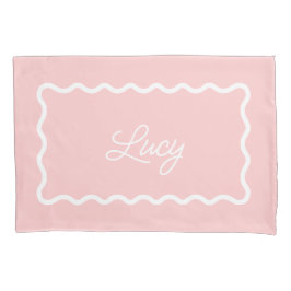 Petal Pink Wavy Scallop Frame Monogram Kissenbezug