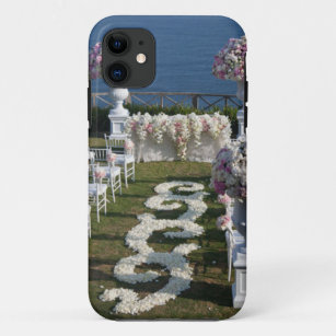 Petal-Wedding-Aisle-Runners-20 iPhone 11 Hülle