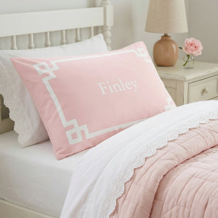 Petale-Pink-Griechischer-Schlüssel-Monogramm-Stand Kissenbezug