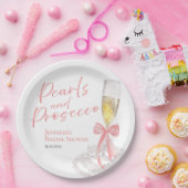 Petalen und Prosecco | Bow Watercolor-Brautparty Pappteller (Party)