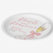 Petalen und Prosecco | Bow Watercolor-Brautparty Pappteller (Schrägansicht)