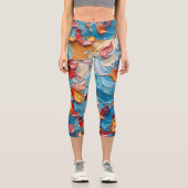 Petals in Motion – Expressive Abstract Floral Capri Leggings (Vorderseite)