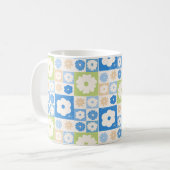 Petals In Silence 06. Blumenmuster. Kaffeetasse (Vorderseite Links)