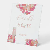 Petals & Prosecco Brautparty Karten Geschenke Sockelschild (Vorderseite)
