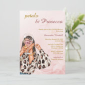 Petals und Prosecco-Brautparty Einladung (Stehend Vorderseite)