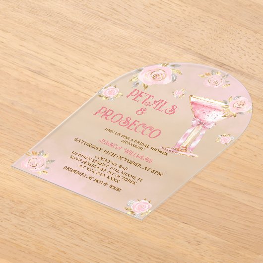 Petals und Prosecco Elegantes Brautparty Acryleinladungen (Ablage )