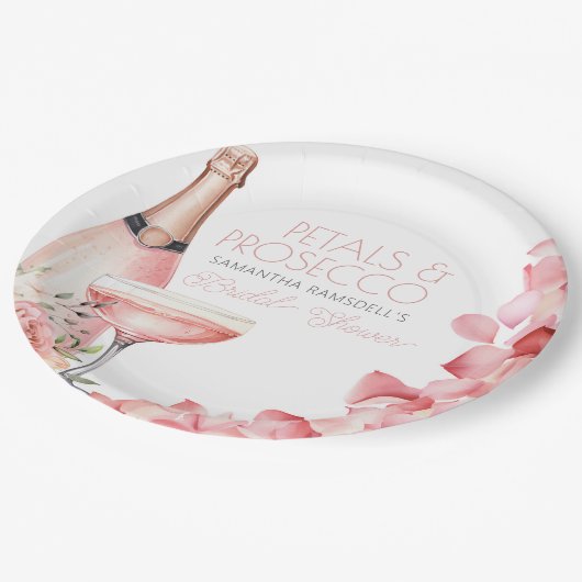 Petals und Prosecco Pink Brautparty Pappteller (Schrägansicht)