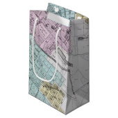 Petaluma, Kalifornien 2 Kleine Geschenktüte (Vorderseite Schrägansicht)