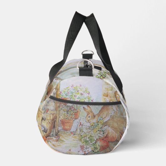 Peter das Kaninchen, das in Gartenschuppen stürzt Duffle Bag (Rechts)