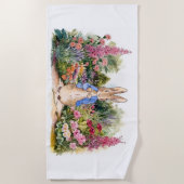 Peter das Kaninchen in seinem Blumengarten Strandtuch (Vorderseite)