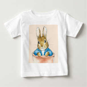 Peter das Kaninchen sitzt in einem Topf Baby T-shirt