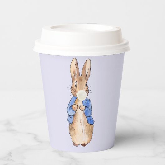 Peter der Kaninchen bläst die weiße Blase Pappbecher (Vorderseite)