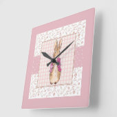Peter der Kaninchen Karo und Blumenmuster Quadratische Wanduhr (Winkel)