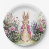 Peter der Rabbit Pink Jacket in seinem Garten Pappteller (Vorderseite)