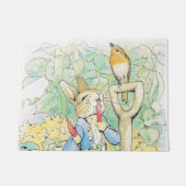 "Peter Rabbit Eats a Carrot" von Beatrix Potter Fußmatte (Vorderseite)