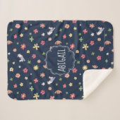 Peter Rabbit | Floral Navy Muster Sherpadecke (Vorderseite (Horizontal))