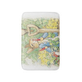 Peter Rabbit im Garten - Beatrix Potter Badematte (Vorderseite Vertikal)