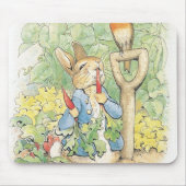 Peter Rabbit im Garten - Beatrix Potter Mousepad (Vorne)